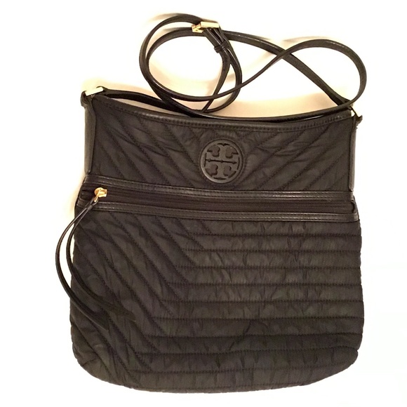 Tory Burch Bags Tory Burch Black Quilted Crossbody Bag Poshmark
